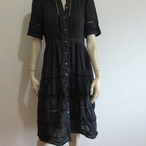 GAP Black Lace M Petite Short Sleeve Cottage Core Button Closure Midi Dress